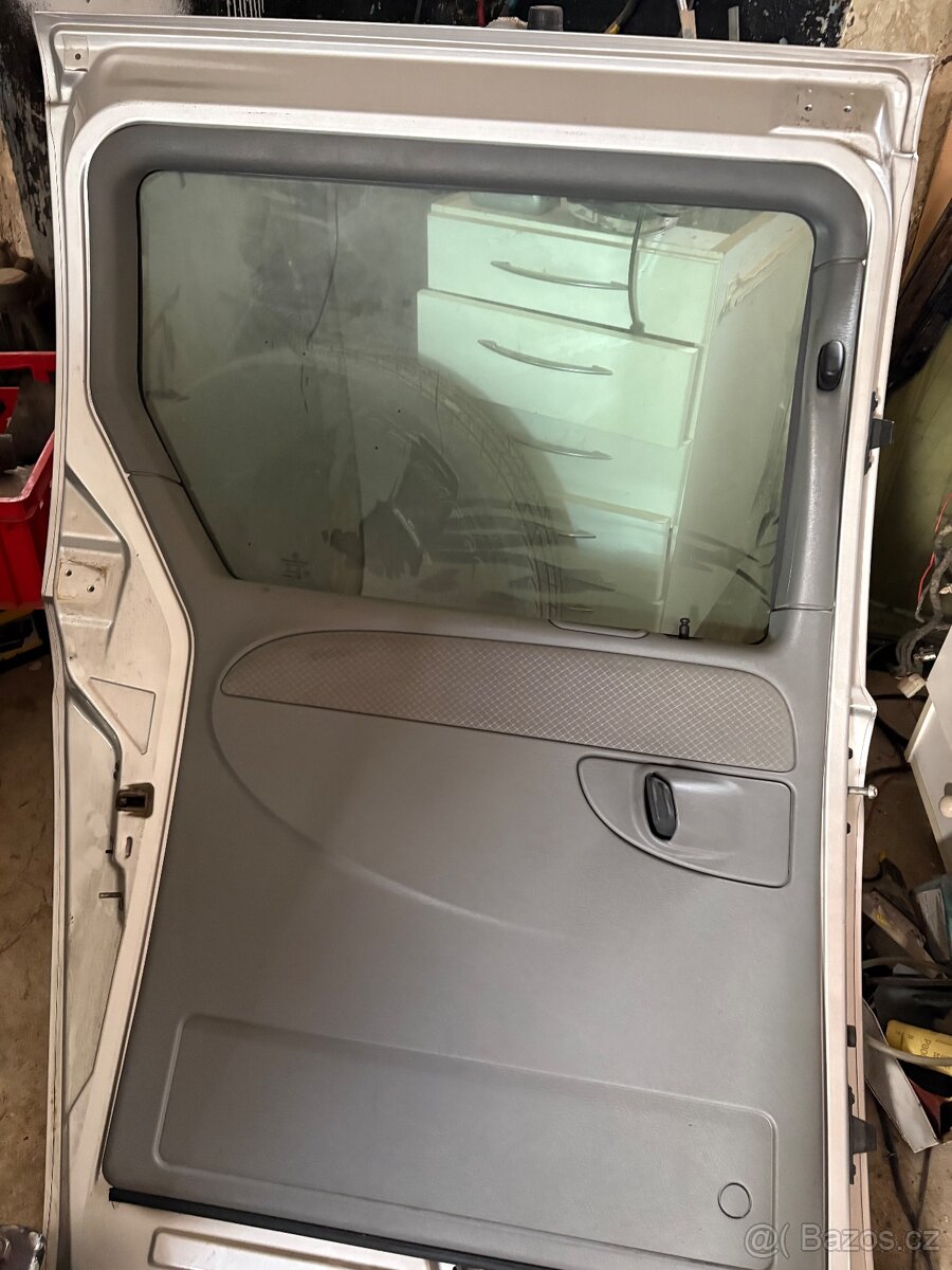 Chrysler Voyager díly - 13