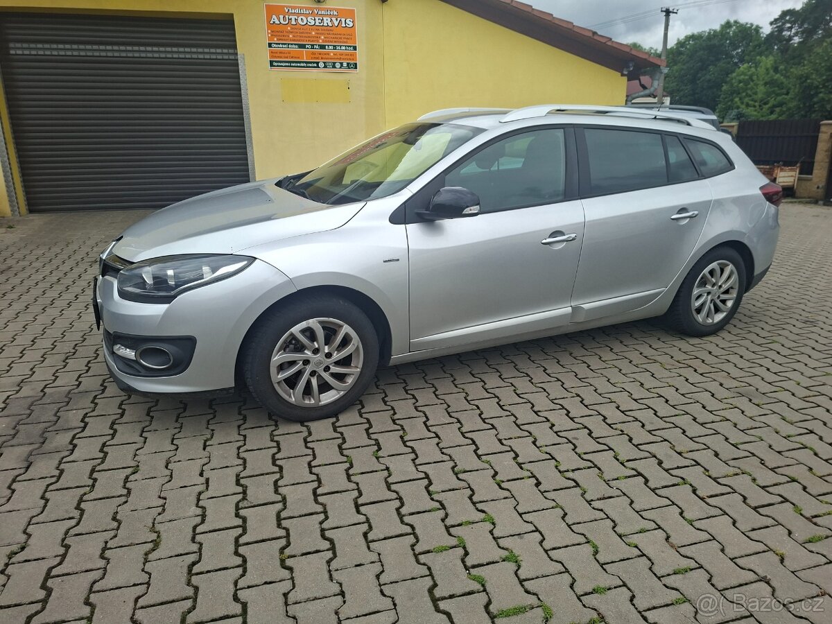 RENAULT MEGANE COMBI 1.5DCI - 13