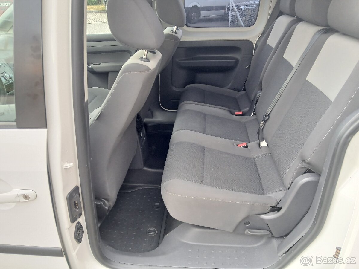 VW Caddy Maxi, 1.6.tdi, 75kW, 2014, 1.majitel - 13