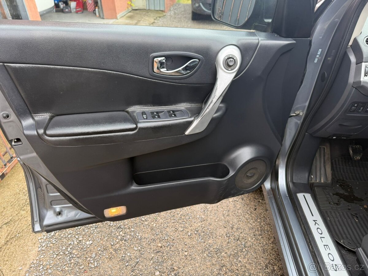 Renault Koleos 2.0 dCi 4×4, 2008, kůže - 13