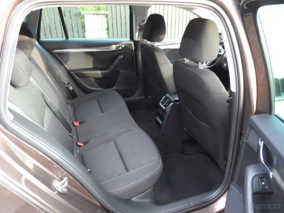 Škoda Octavia 2.0 TDI 110KW,1.Majitel,Navi Edice-Clever - 13