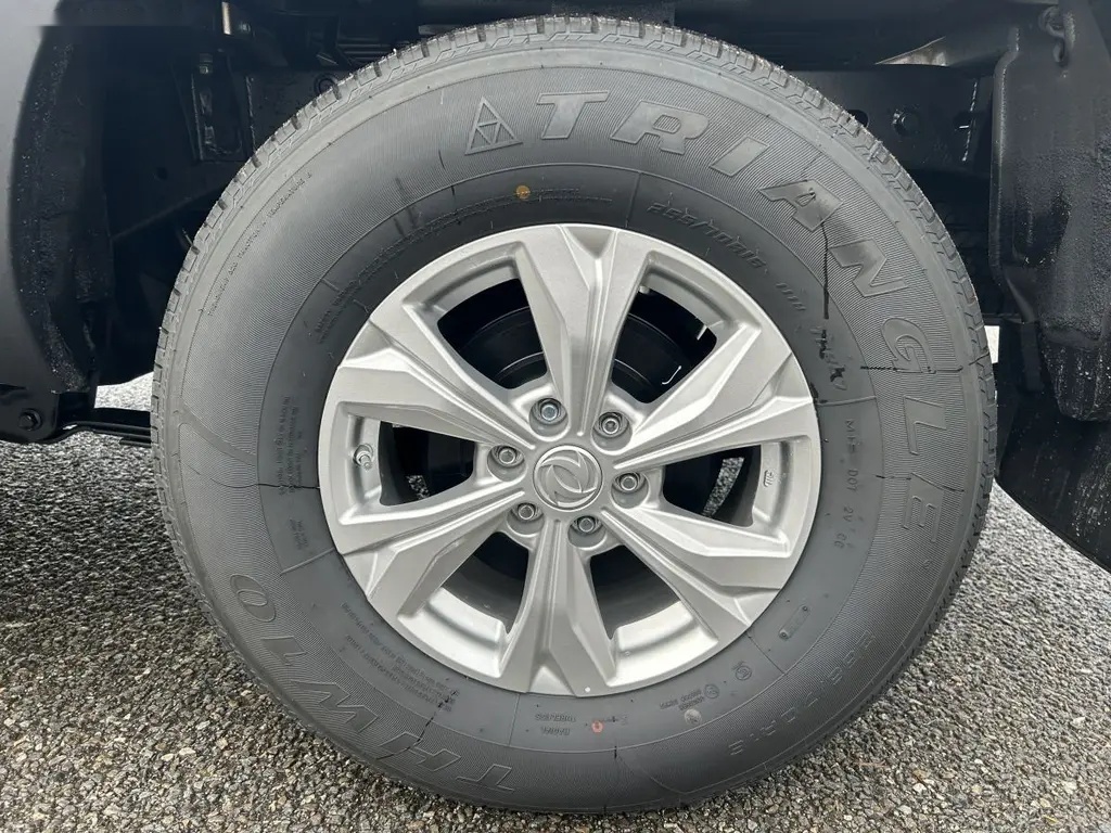 Dongfeng DF 6, DF6 4WD AT MID OFF-ROAD - 13