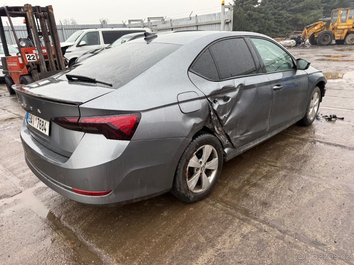 Škoda Octavia IV Style 1.5TSi 2022 50TKM pojizdne - 13
