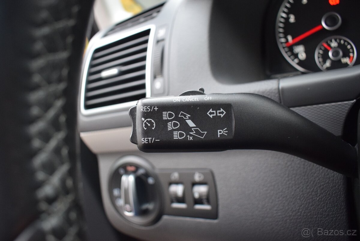 Volkswagen Touran 1,4TSi AUTOMAT LIFE,TOP STAV,1.MAJ - 13
