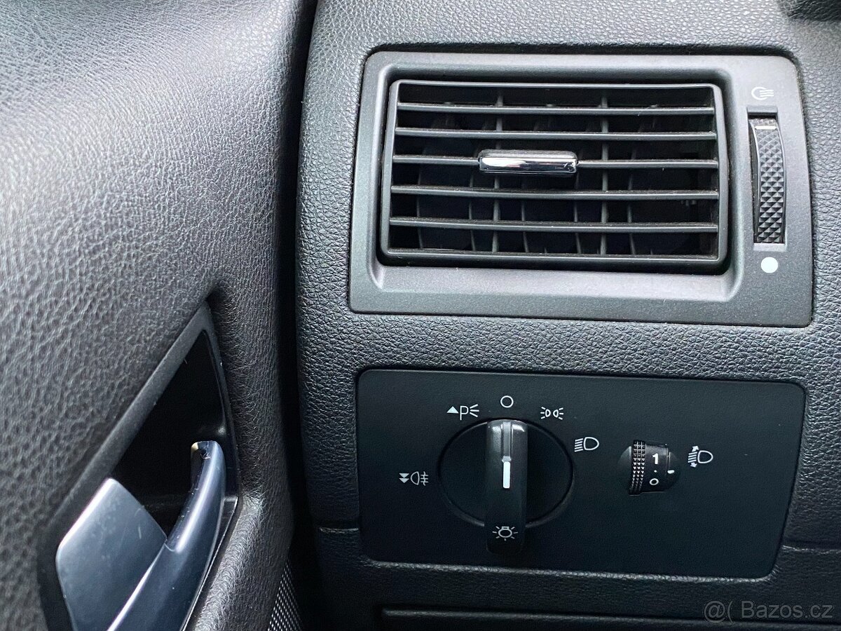 Ford Mondeo, Combi, Nafta 114 kW. Nekuřácké auto. - 13