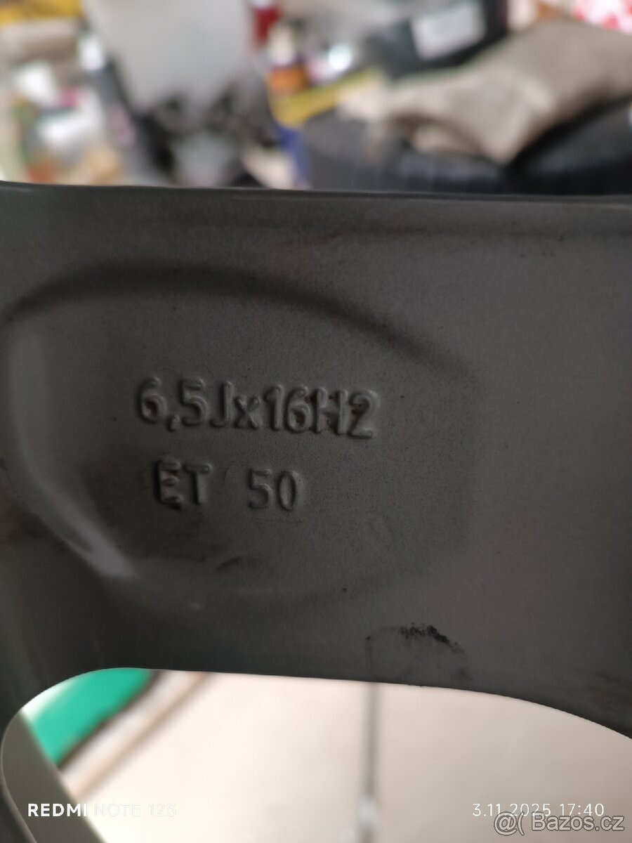 ALU sada kol zimní pneu Hyundai i30 kombi 2023 - 13