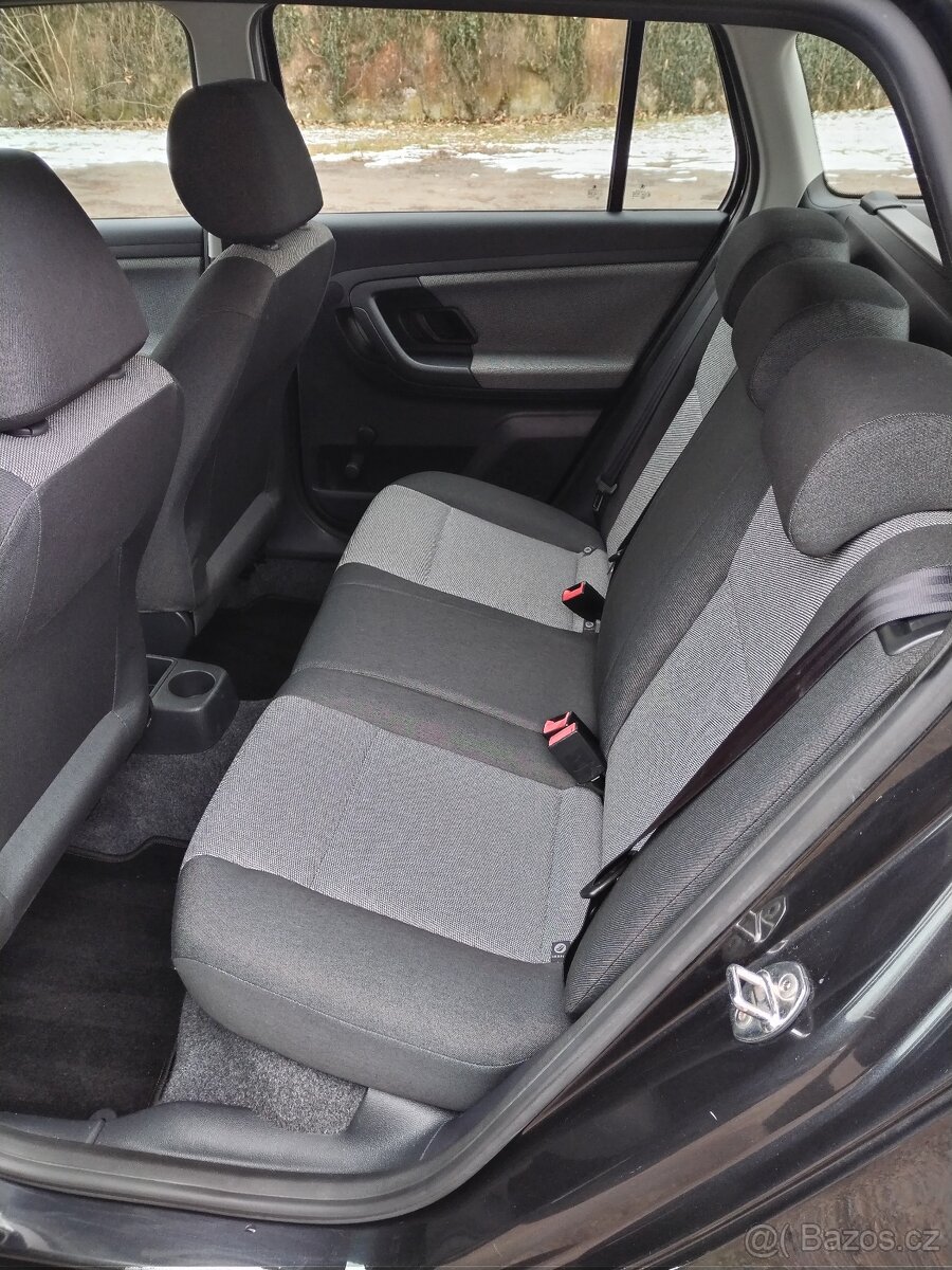 Škoda Fabia 1,6 Tdi facelift kombi - 13