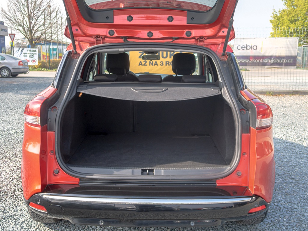 ČR 0.9T LIMITED NAVI – LED - 13