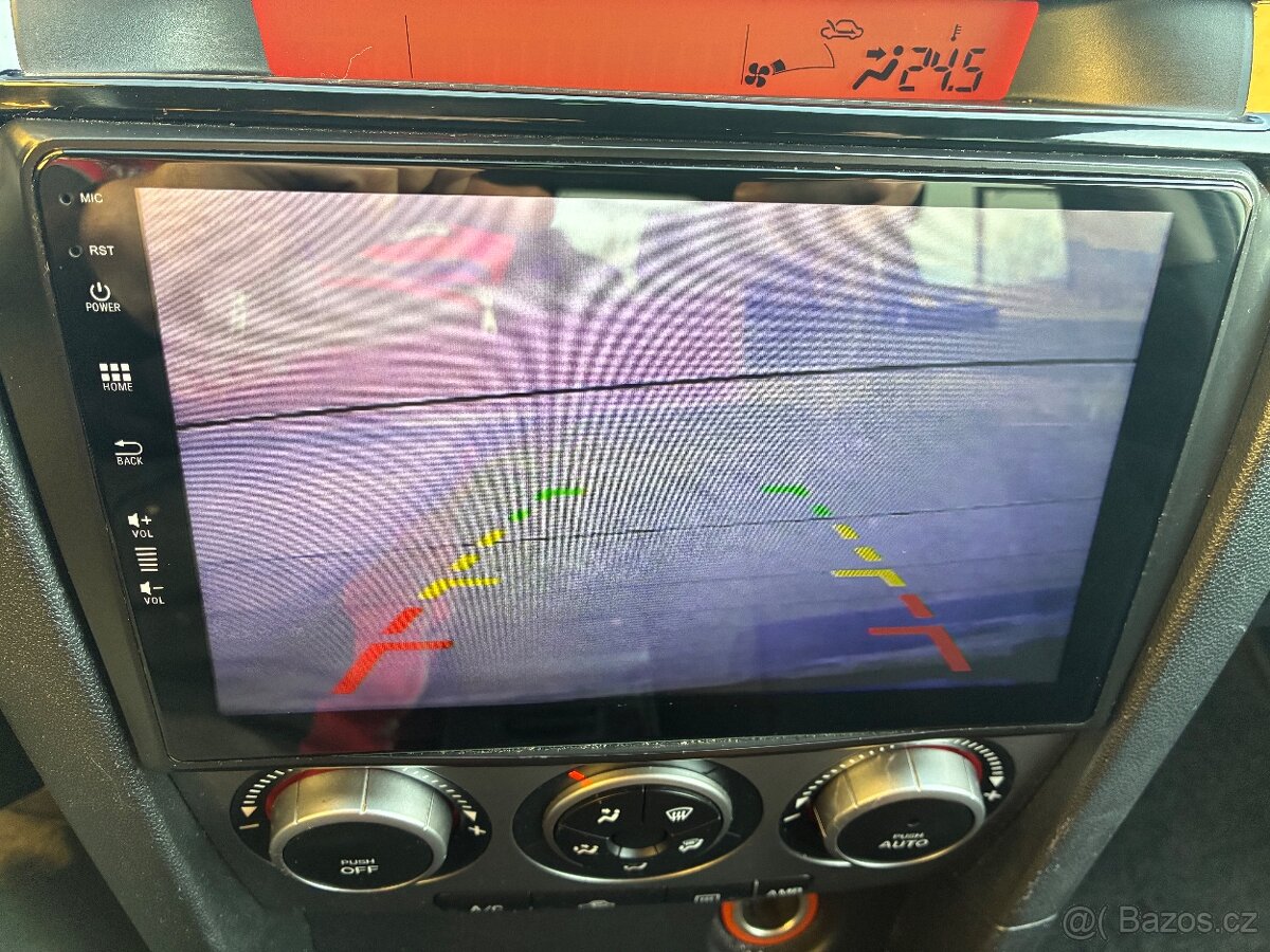 Mazda 3 1.4i 62kw rv. 2008 serviska pěkný stav - 13