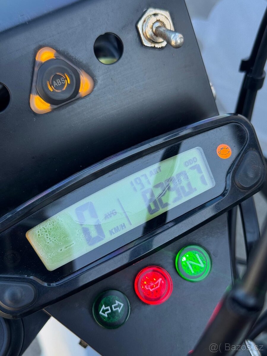 Husqvarna 701 Enduro - 13