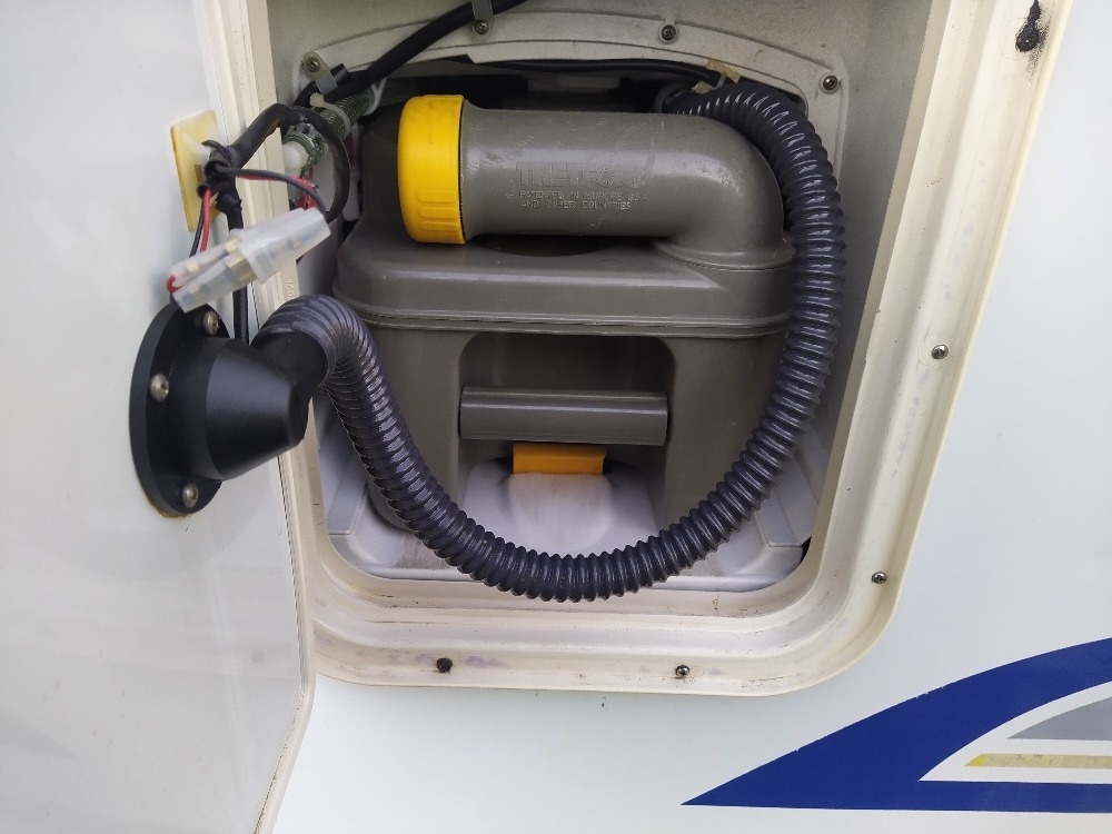 Prodám obytný automobil - 13