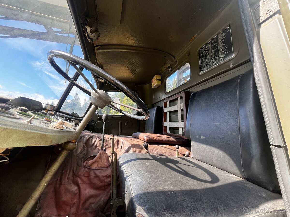 Praga V3S AD 080 motor Zetor 6v - 13