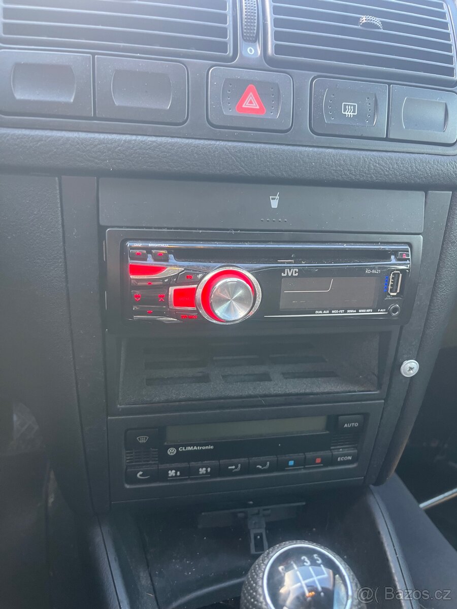 Vw golf 4 1,4i 16v 1999, dovoz - 13