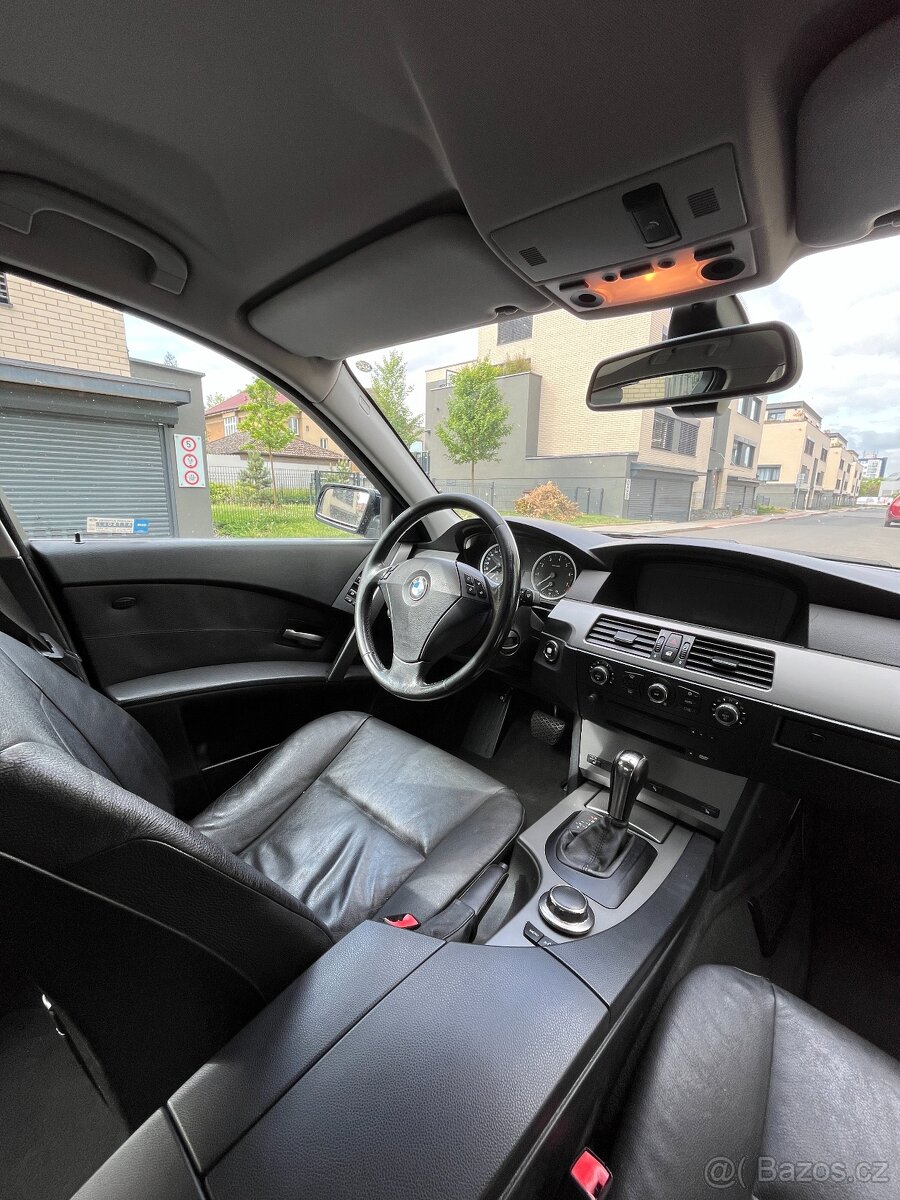 2007 BMW 525i E60 - 13