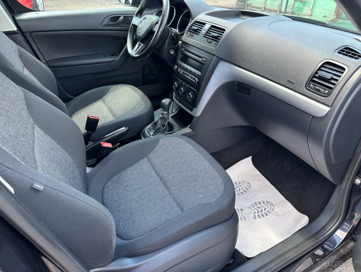 Prodáme Škoda Yeti 1,4TSI 90kw Active - 13
