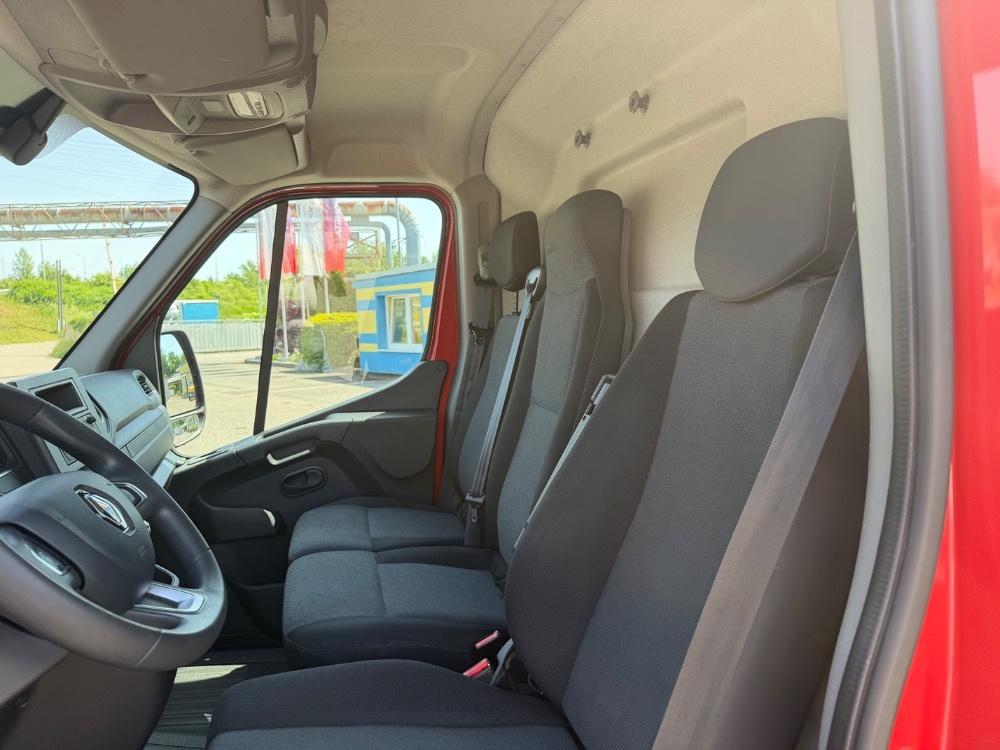 Renault Master 2.3 DCI L4H3 MAXI ČR 1.maj - 13