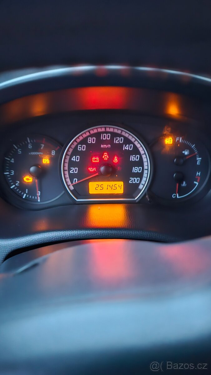 Suzuki Swift 1.3 - 13
