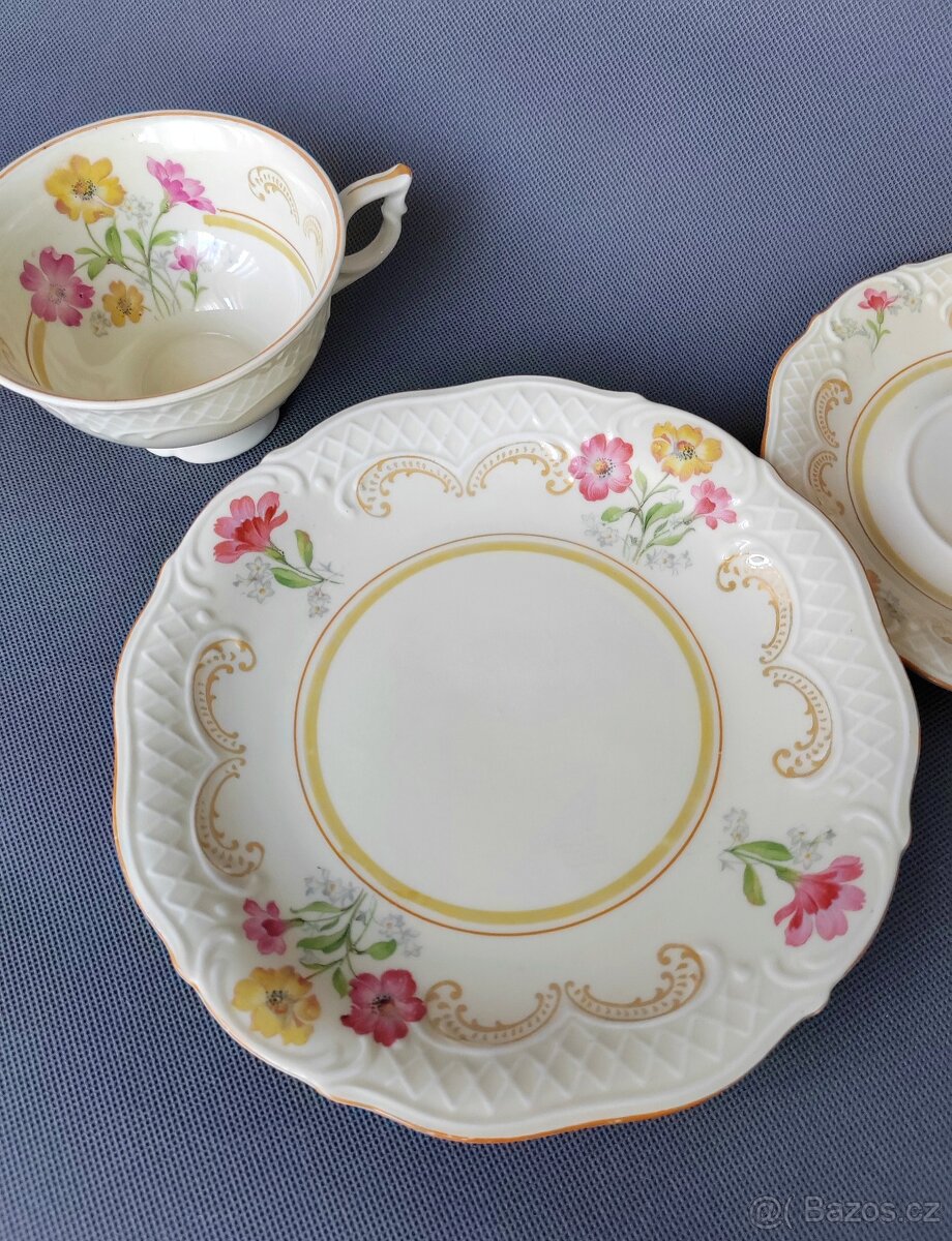 Krásná porcelánová čajová sada/trio od manufaktury Karlsbad - 13