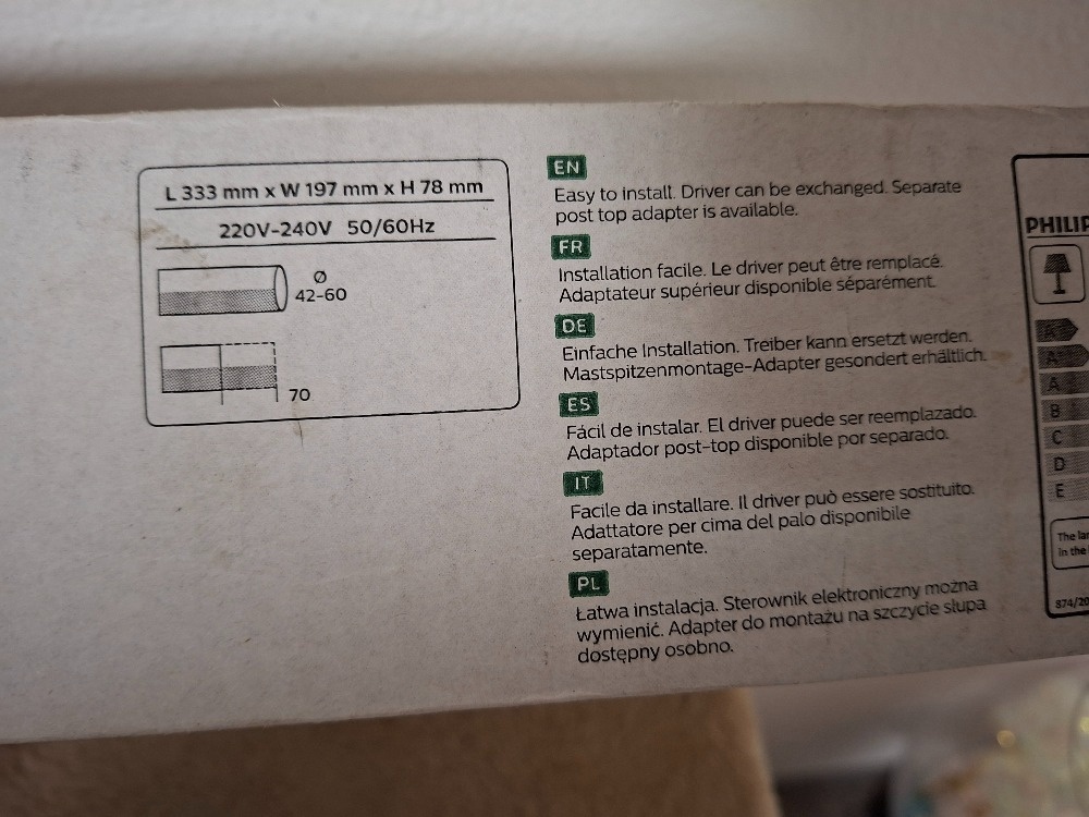 POULIČNÍ LED OSVĚTLENÍ PHILIPS CORELINE MALAGA - 13