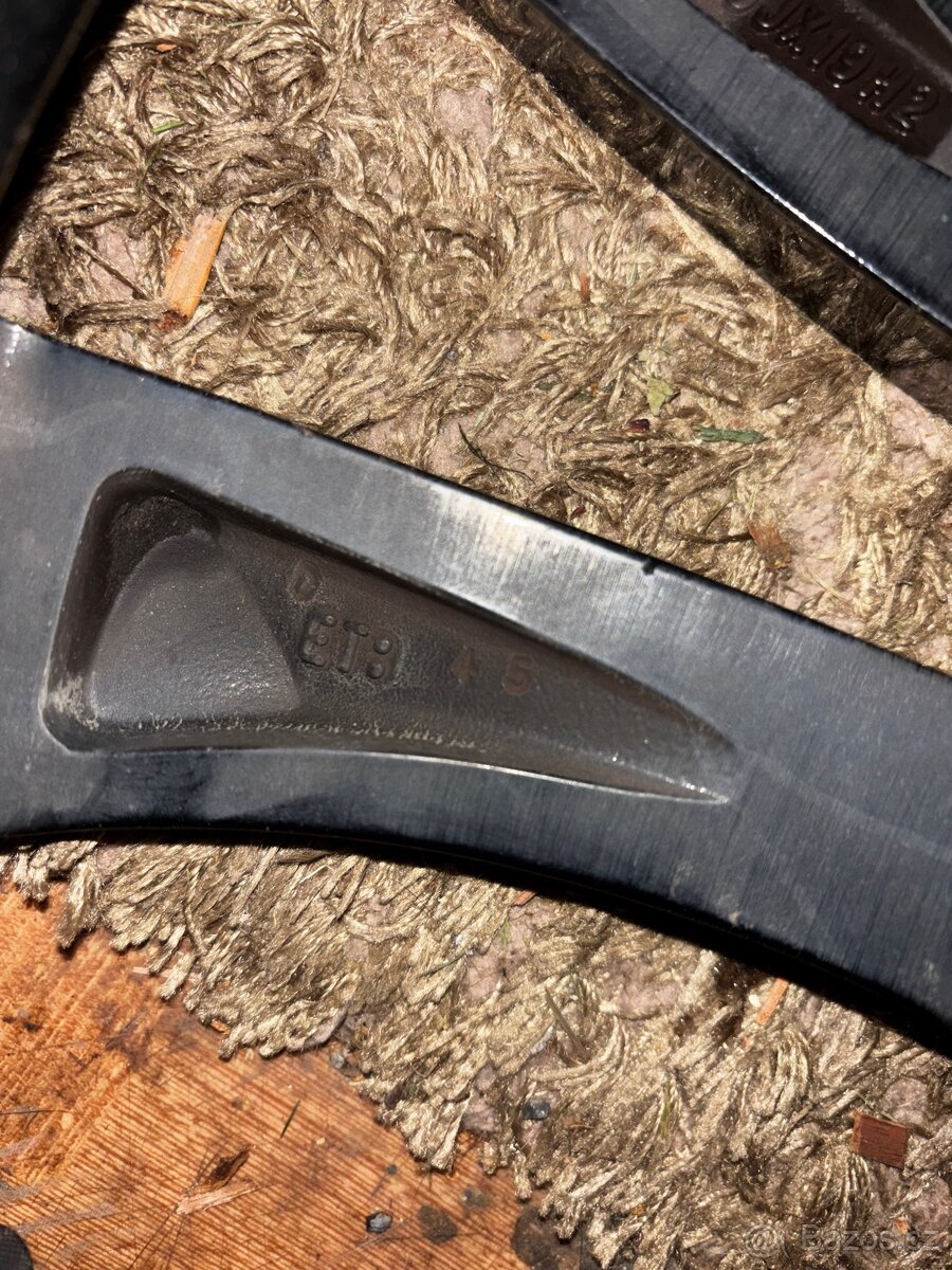 Platin ALU kola 225/35R19 88W - 13