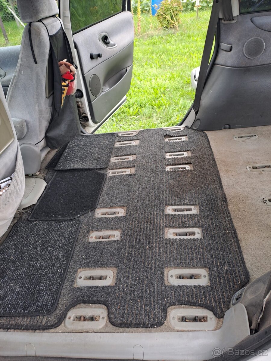 Ford Galaxy 1.9 TDI - 13