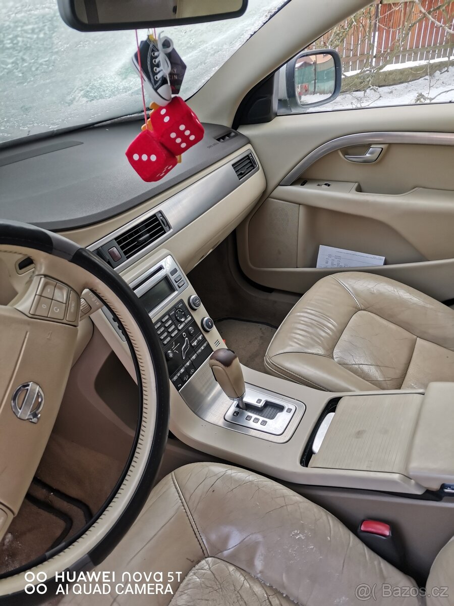 Volvo xc70 Volvo v70 - 13
