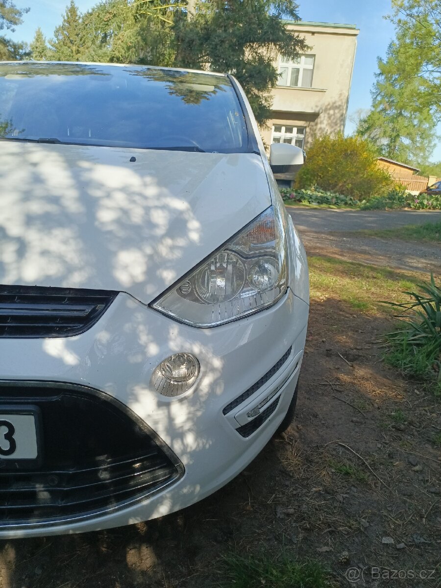 Ford S Max - 13