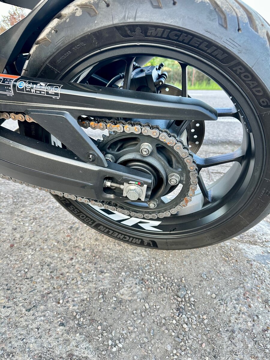 Honda cb 659r - 13
