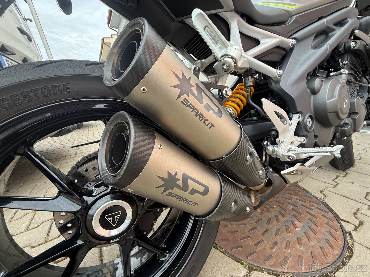 Triumph Speed Triple 1200 RS - 13