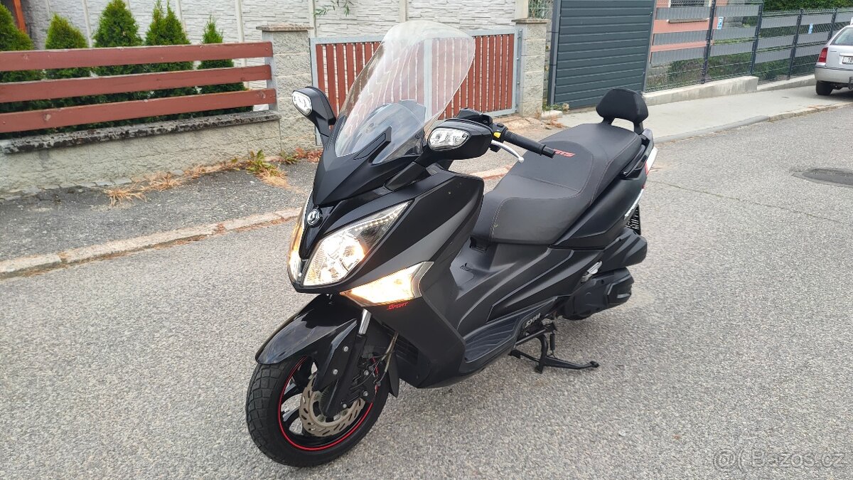 SYM GTS 300 i ABS - 13