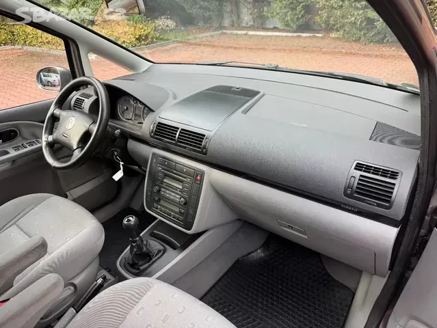 VW Sharan 2.0TDI 103kW,Webasto,Serviska,Tažné. - 13