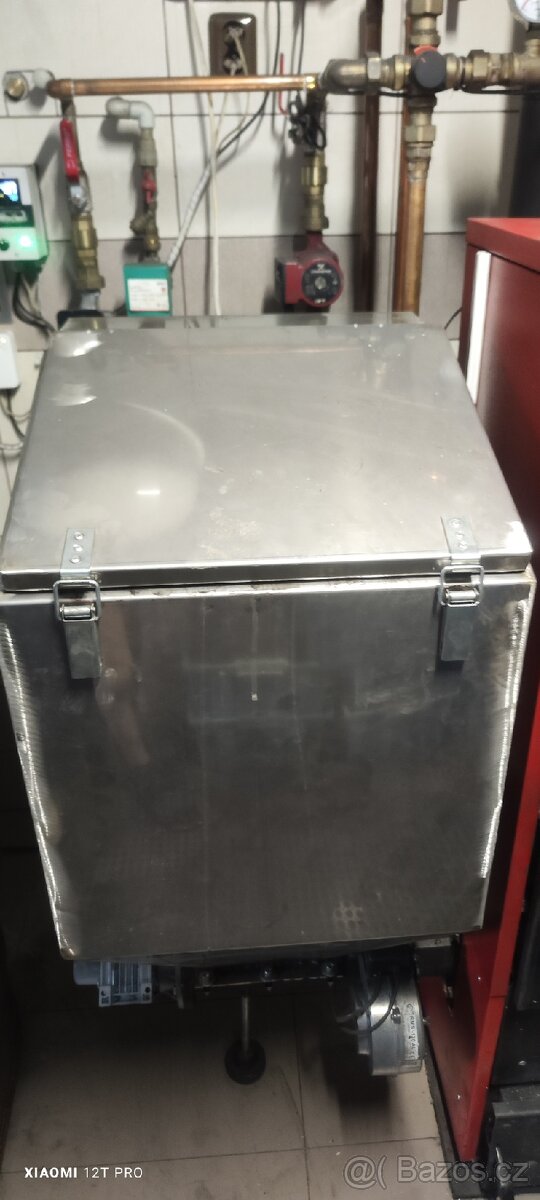 Automatický litinový kotel Attack - 13