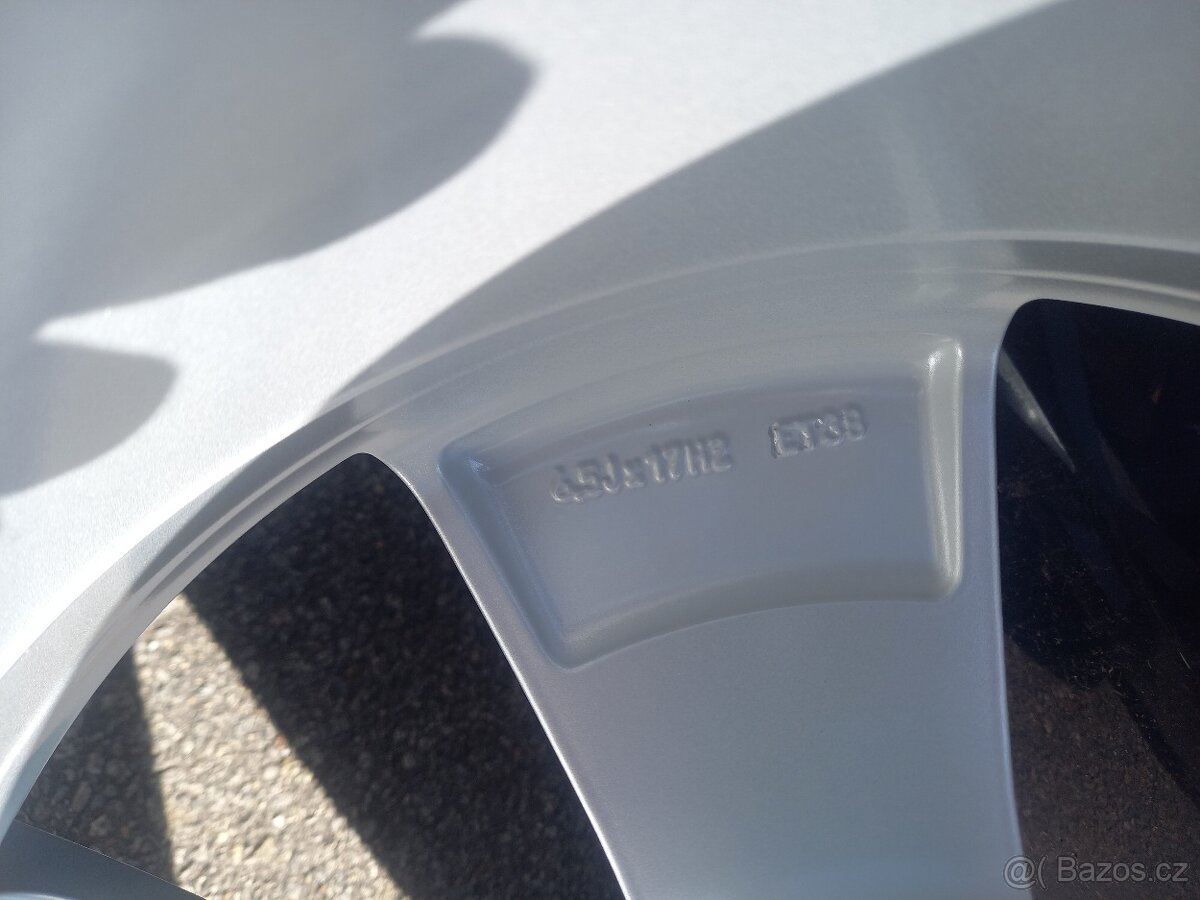 Š.Kodiaq,(2)/VW Tiguan-NOVÁ zimní Alu sada s TPMS-215/65R17. - 13