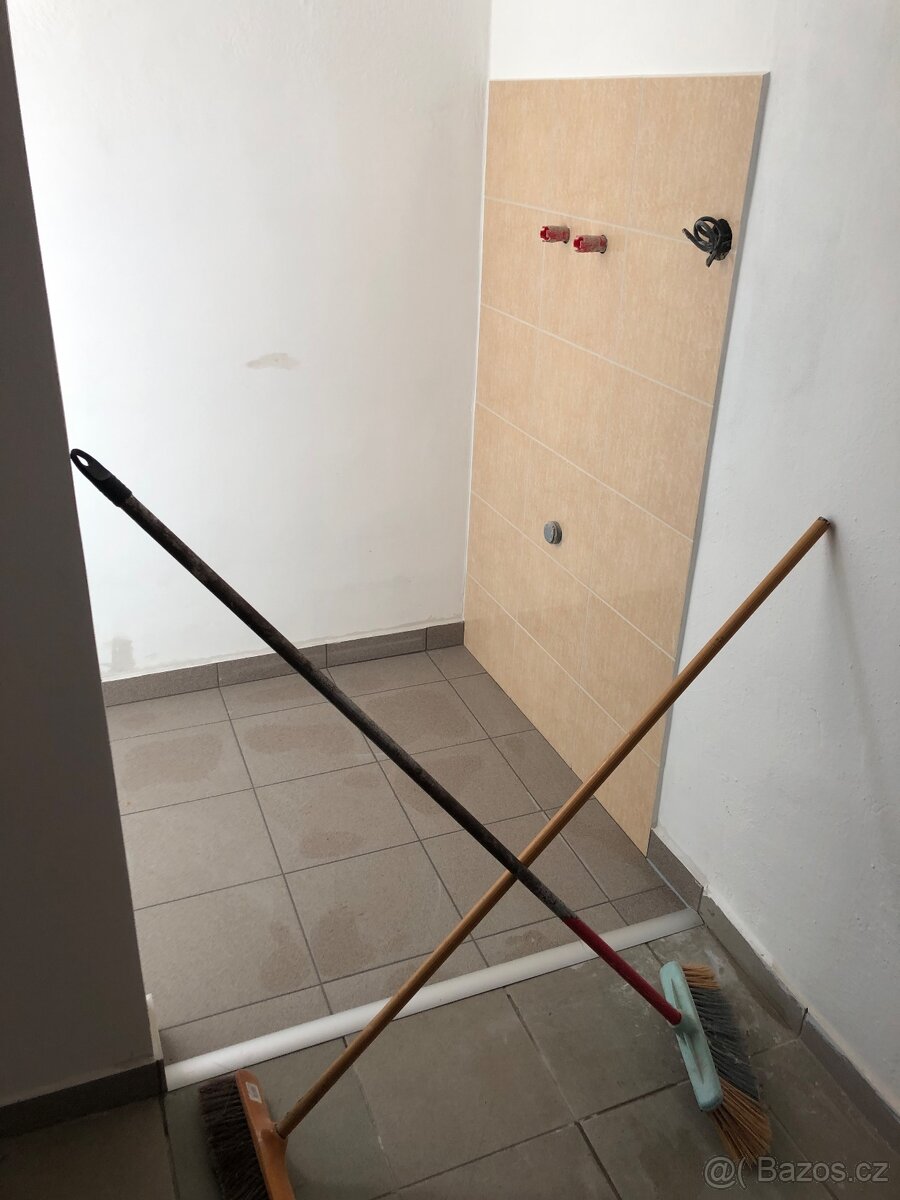 Nabízím Foukané izolace,drobné zednické práce,jádrové vrtání - 13