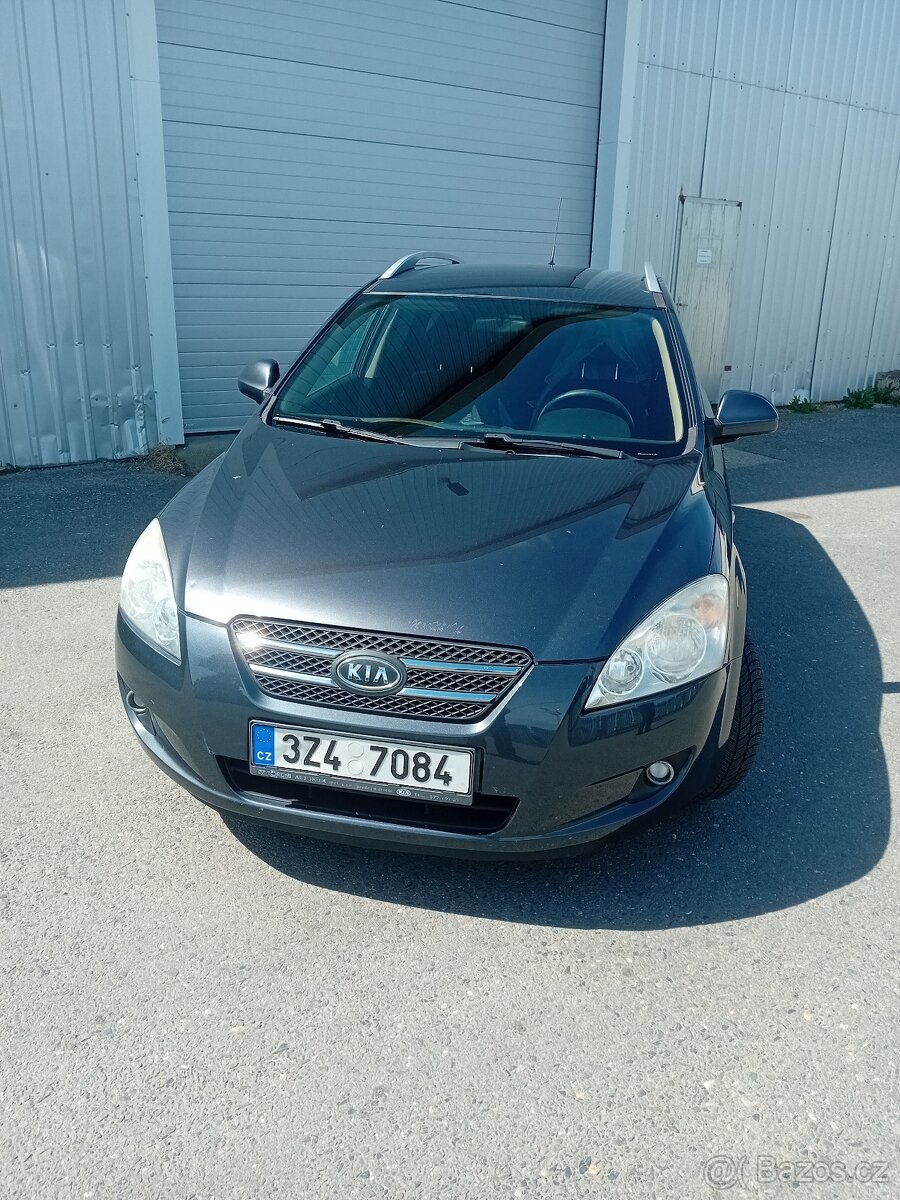 Kia ceed crdi - 13