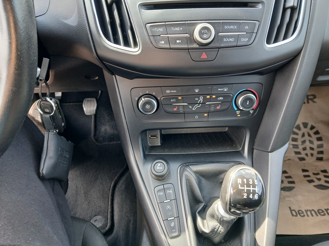 Ford Focus 1,0 Ecoboost - 13