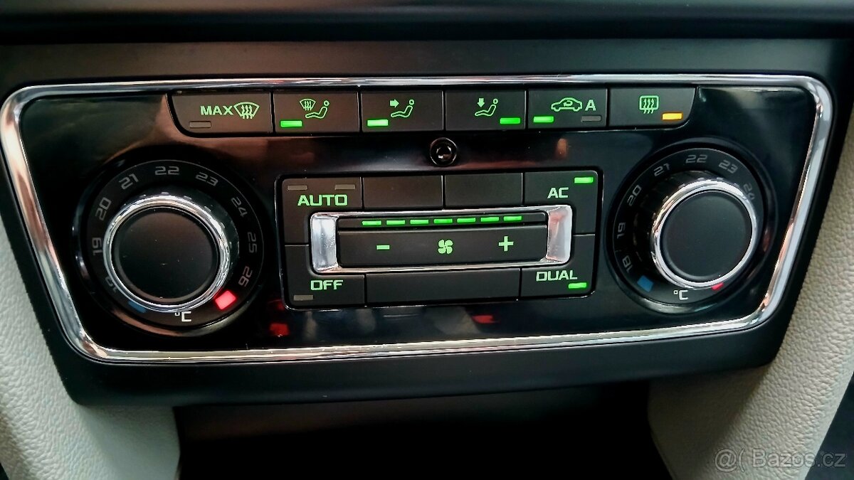 Superb 2.0 tdi dsg NAVI,pěkný stav. - 13