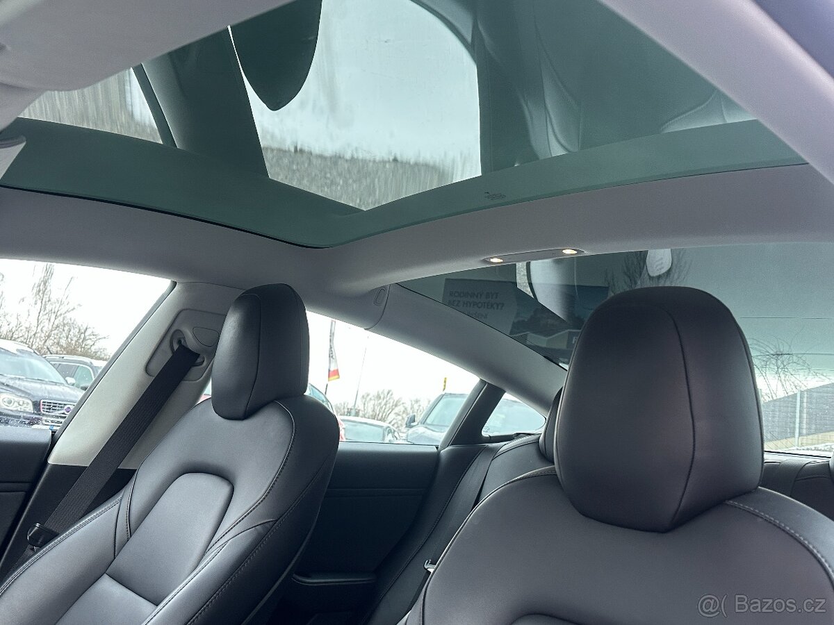 Tesla Model 3 2019 - 13