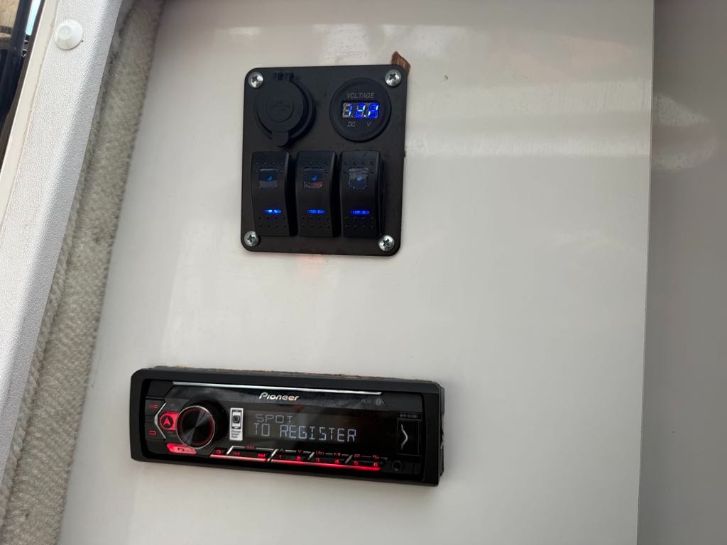 Maxum 2400 - 13