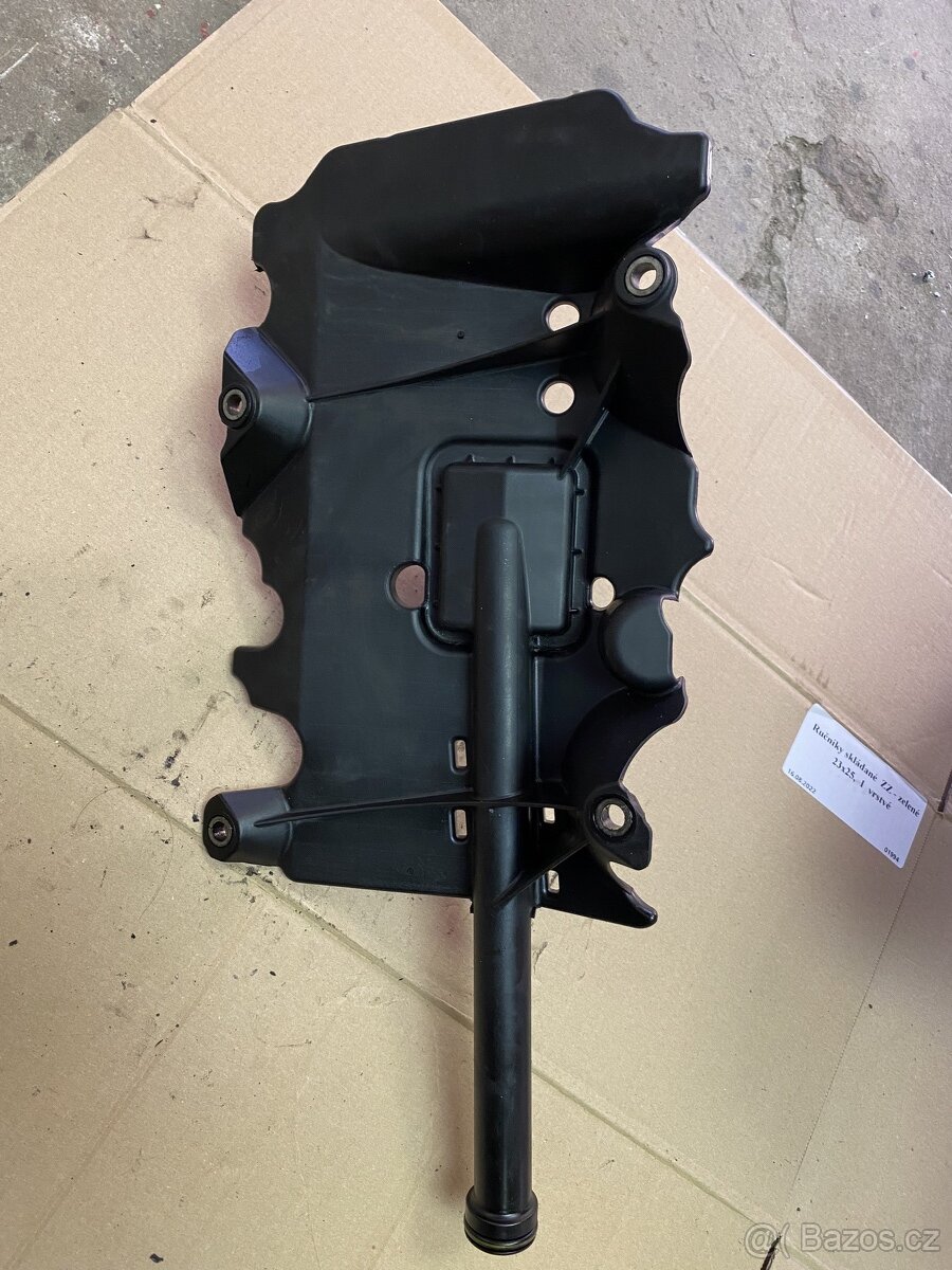 Různé díly E92 - 13