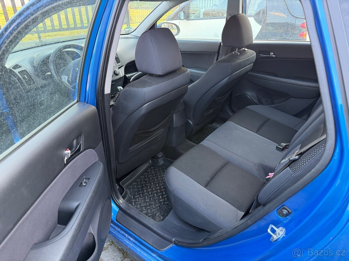 Hyundai i30 CW 1.4 80kW 2011 - 13