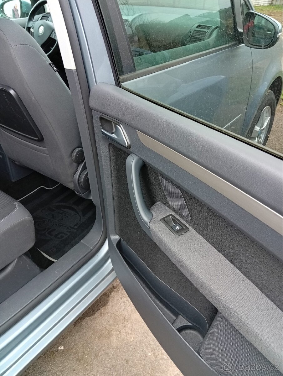 VW Touran - 13