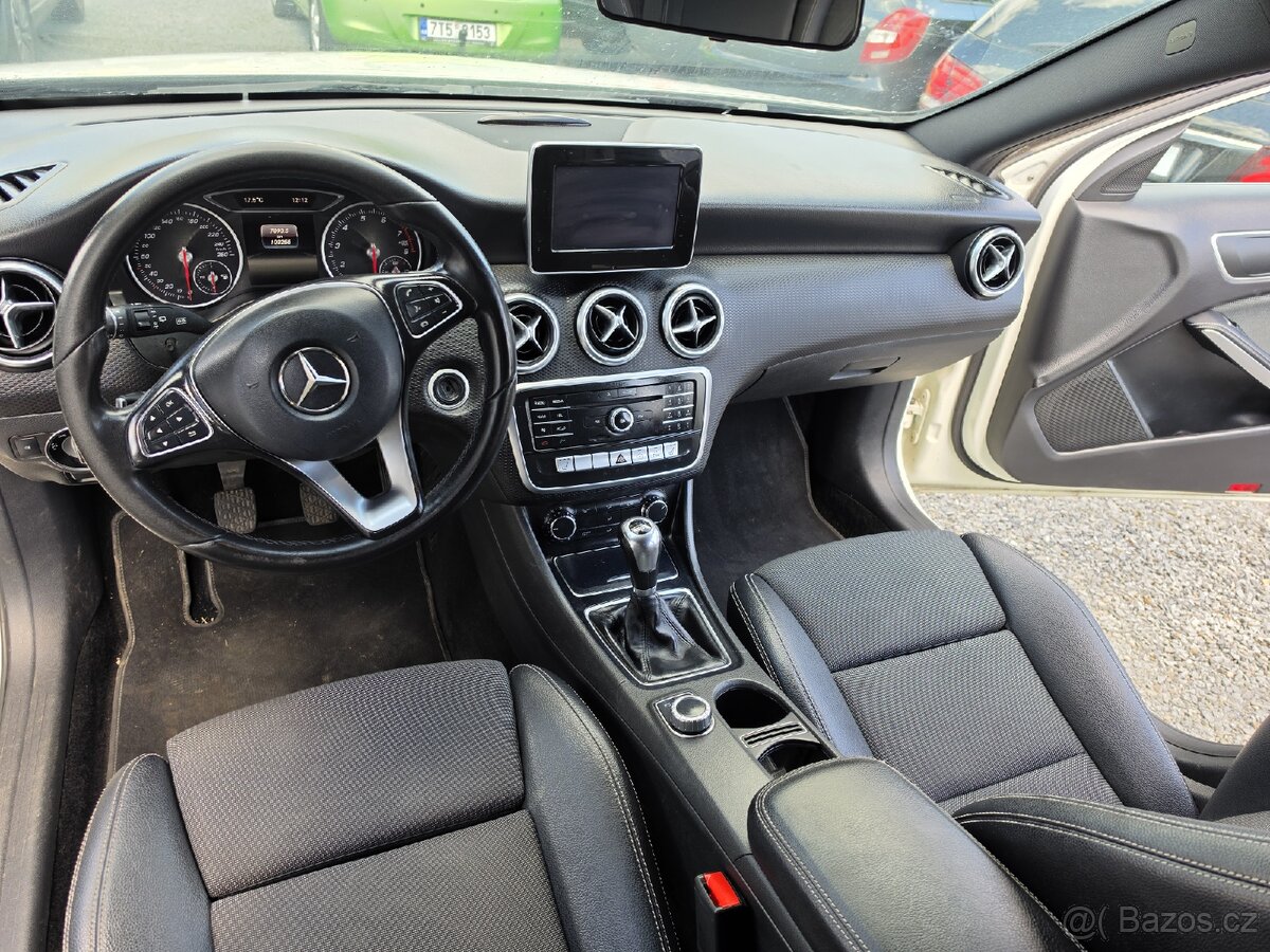 Mercedes-Benz Třídy A
160i - 13