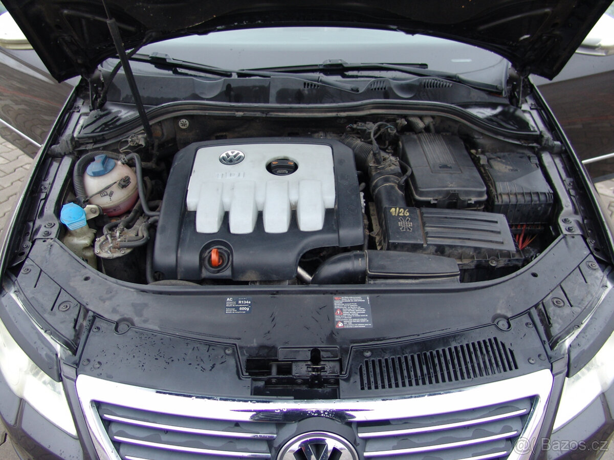 VW PASSAT combi 2.0 TDi, udržovaný. - 13