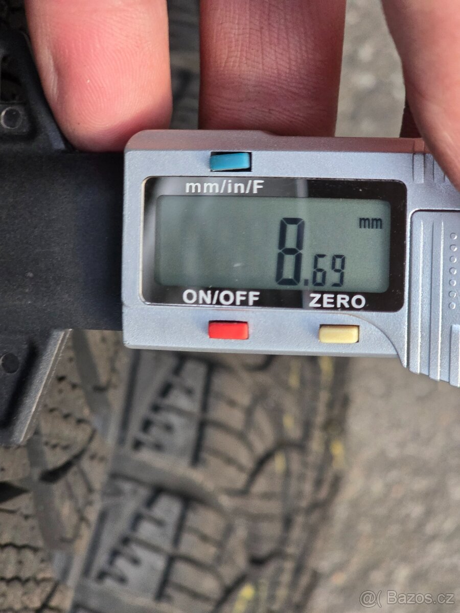 185/60 R15 Zimní kola Škoda Fabia III Antracit 5x100 - 13