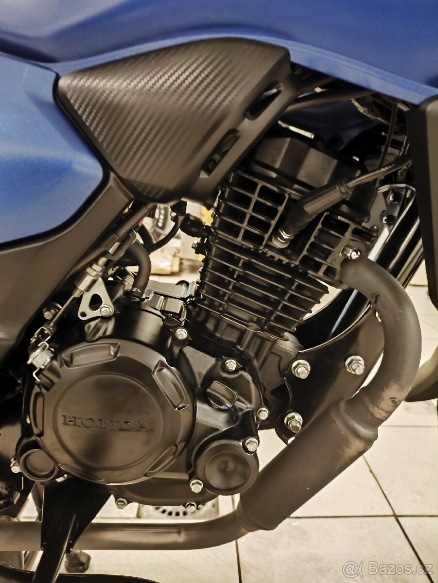 Honda CB 125f 2024 - 13