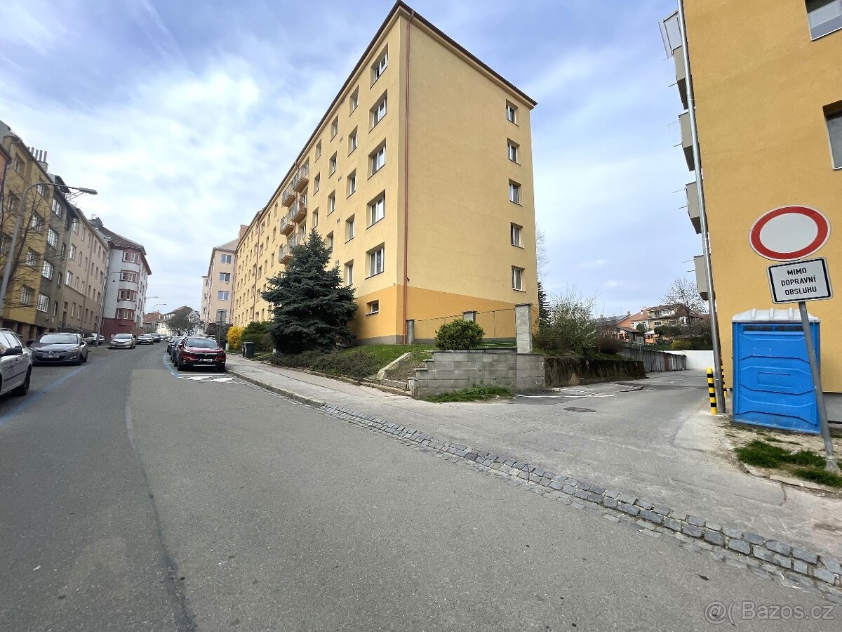 PRONÁJEM GARÁŽE, BRNO – ČERNÁ POLE - 13