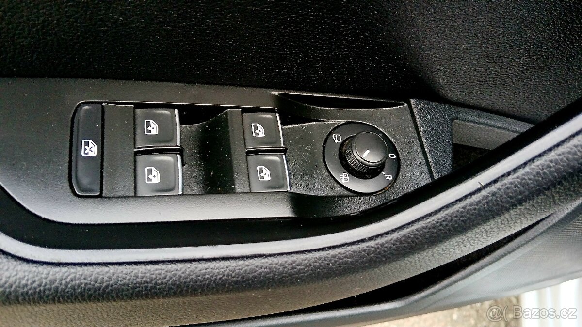 Superb Combi III, 2.0 Tdi STYLE. - 13