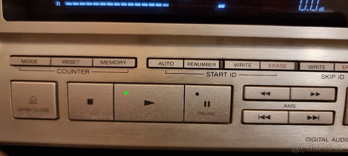 SONY DTC-77ES "Champagne" - 13