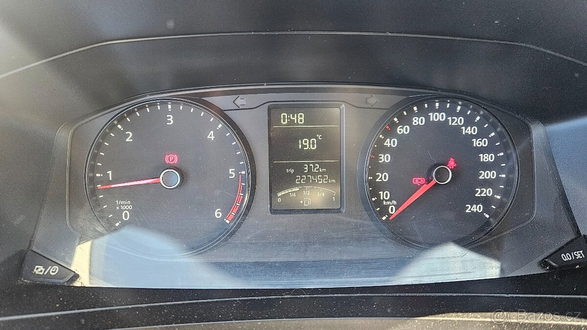 VW transporter T6 2.0tdi - 13